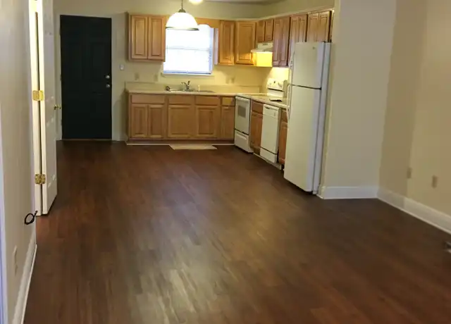 Property at 121 Lexington Dr Unit B1, Hattiesburg, MS, 39402, 2 beds, 1.5 baths, [object Object]