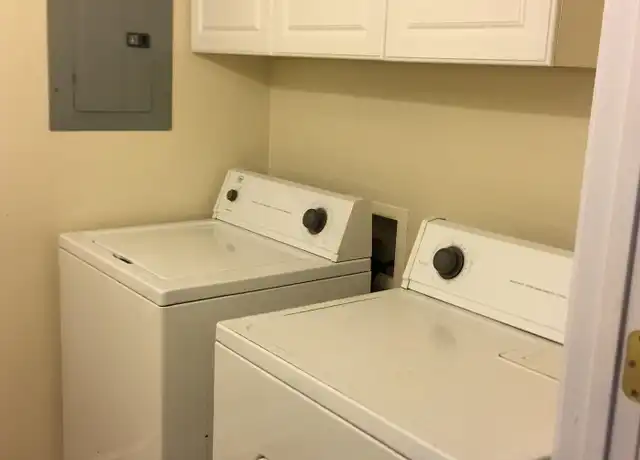 Property at 121 Lexington Dr Unit B1, Hattiesburg, MS, 39402, 2 beds, 1.5 baths, [object Object]