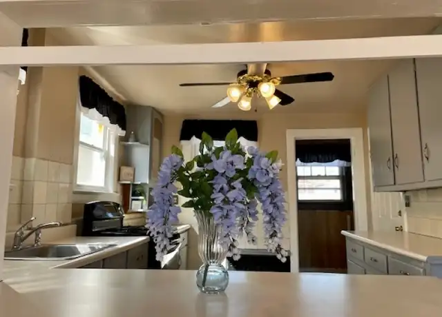 Property at 857 Jersey Ave, Elizabeth, NJ, 07202, 5 beds, 2 baths, [object Object]