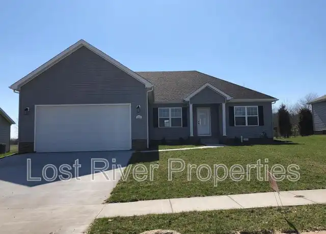 Property at 381 Paige Ave, Bowling Green, KY, 42101, 3 beds, 2 baths, [object Object]