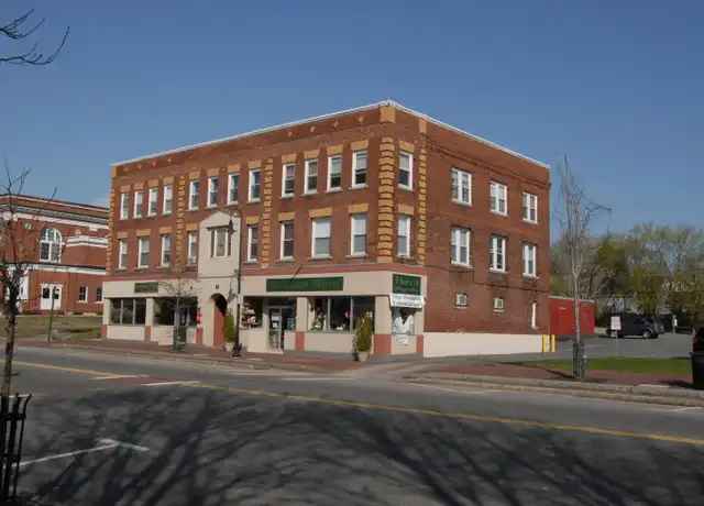 Property at 15 W Broadway Unit N, Derry, NH, 03038, 0 beds, 1 bath, [object Object]