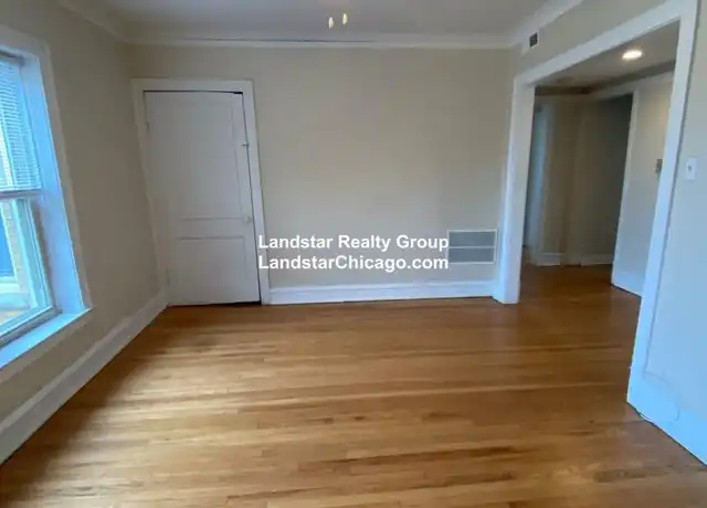 Property at 1963 W Foster Ave, Chicago, IL, 60640, 2 beds, 1 bath, [object Object]