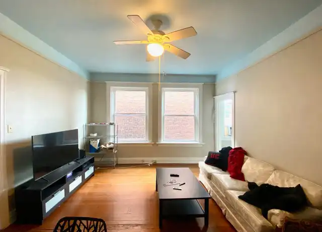 Property at 3405 Clifton Ave Unit 5, Cincinnati, OH, 45220, 3 beds, 2 baths, [object Object]