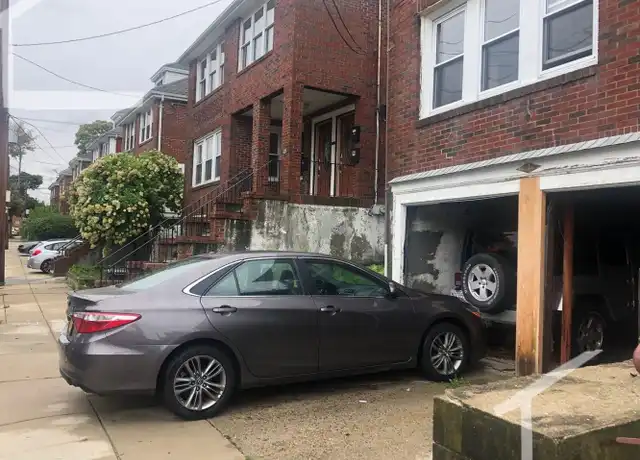 Property at 102 Colborne Rd, Brighton, MA, 02135, 4 beds, 1 bath, [object Object]