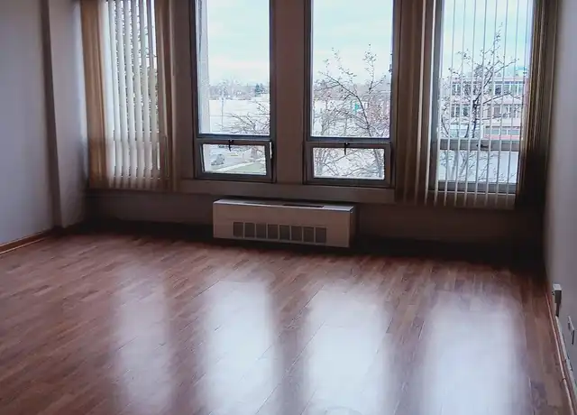 Property at 23700 Garrison St Unit 307, Dearborn, MI, 48124, 1 bed, 1 bath, [object Object]