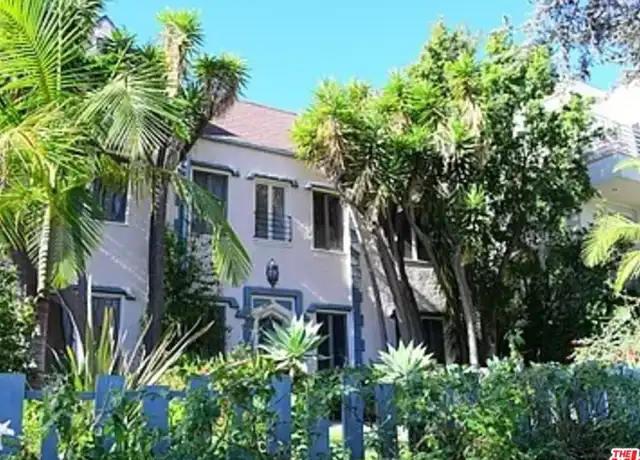 Property at 944 12th St Unit 2, Santa Monica, CA, 90403, 1 bed, 1 bath, [object Object]