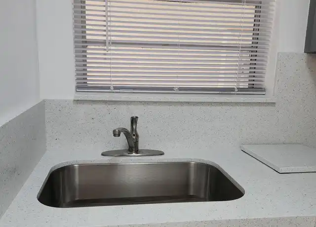 Property at 2466 Lincoln St Unit 3, Hollywood, FL, 33020, 1 bed, 1 bath, [object Object]
