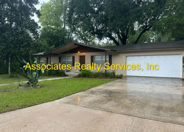 Property at 2149 NW 28th Pl, Gainesville, FL, 32605, 3 beds, 2 baths, [object Object]