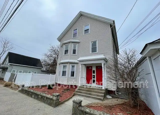 Property at 315 Bullocks Point Ave Unit 2, Riverside, RI, 02915, 2 beds, 1 bath, [object Object]