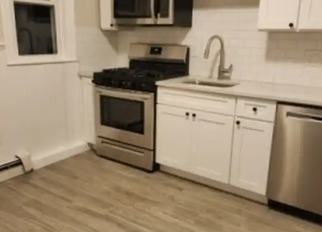 Property at 40 Temple St Unit 1, Somerville, MA, 02145, 3 beds, 1 bath, [object Object]