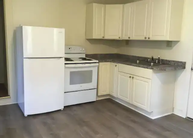 Property at 175 Marlboro St Unit 4, Keene, NH, 03431, 2 beds, 1 bath, [object Object]