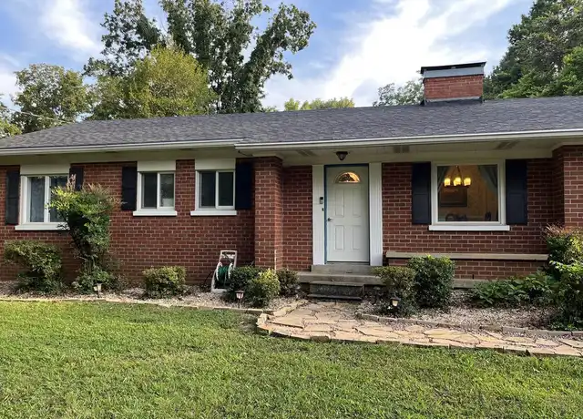 Property at 723 Highland Way, Bowling Green, KY, 42104, 5 beds, 3 baths, [object Object]