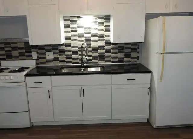 Property at 113 E Park Ave Unit A, Kansas City, MO, 64119, 2 beds, 1 bath, [object Object]