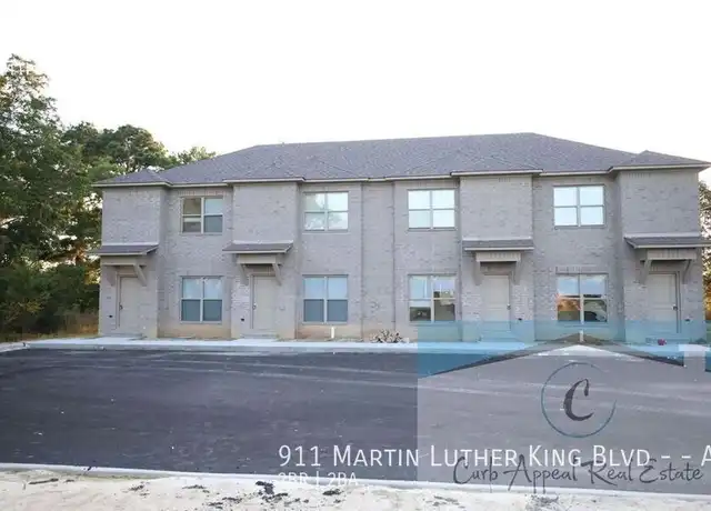 Property at 911 Dr Martin Luther King Jr Dr Unit A, Jonesboro, AR, 72401, 2 beds, 2 baths, [object Object]