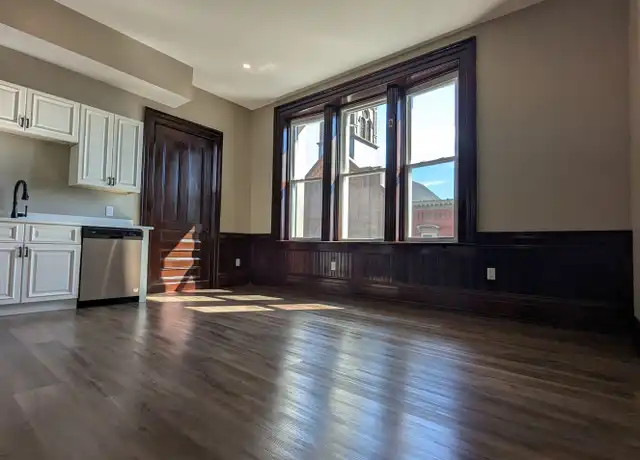 Property at 130 Remsen St Unit 303, Cohoes, NY, 12047, 1 bed, 1 bath, [object Object]