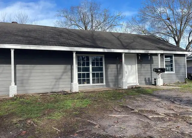 Property at 7301 Brockley Ln Unit A, Houston, TX, 77087, 3 beds, 2 baths, [object Object]
