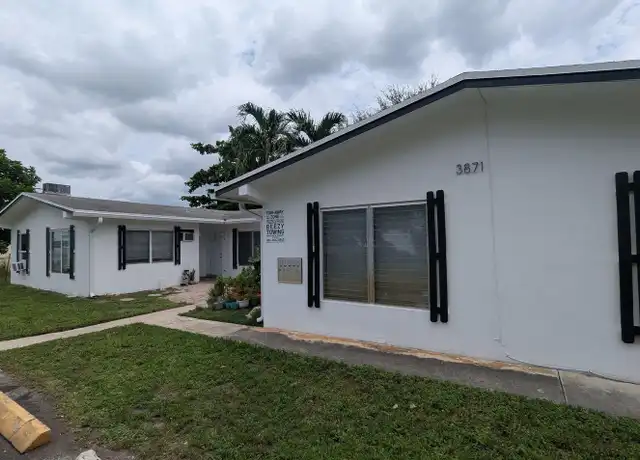 Property at 3871 SW 12th Pl Unit 1, Fort Lauderdale, FL, 33312, 1 bed, 1 bath, [object Object]