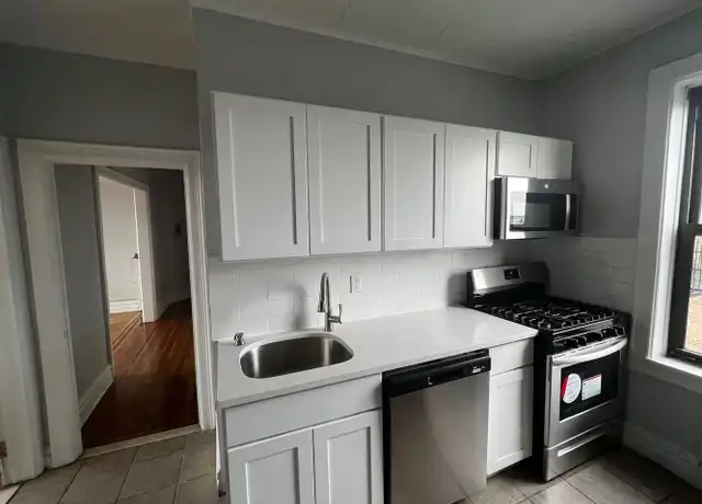 Property at 930 Avenue C Unit D1, Bayonne, NJ, 07002, 2 beds, 1 bath, [object Object]