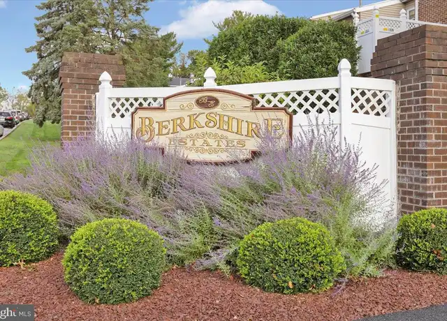 Property at 2900 State Hill Rd Unit I11, Reading, PA, 19610, 1 bed, 1 bath, [object Object]