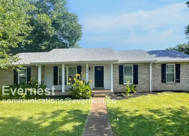Property at 508 Highland Dr, White House, TN, 37188, 4 beds, 2 baths, [object Object]