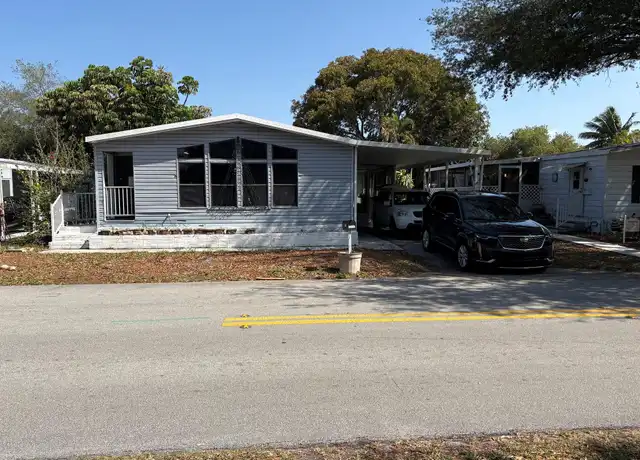 Property at 13341 NW 5th St, Plantation, FL, 33325, 3 beds, 2 baths, [object Object]