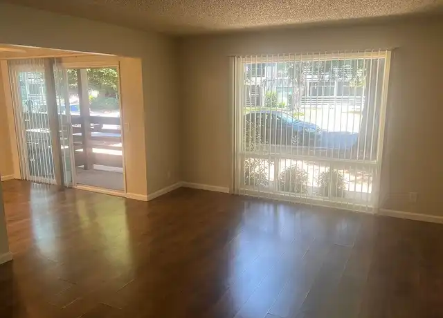 Property at Redwood Park Apartments - 2780 Pillsbury Rd, Chico, CA, 95973, 2 beds, 1 bath, [object Object]
