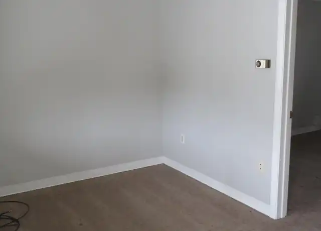 Property at 199 Rosemont Dr, Coraopolis, PA, 15108, 1 bed, 1 bath, [object Object]