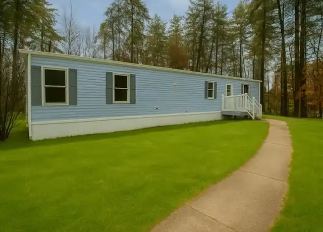 Property at 9 Charleston Ave, Londonderry, NH, 03053, 2 beds, 1.5 baths, [object Object]