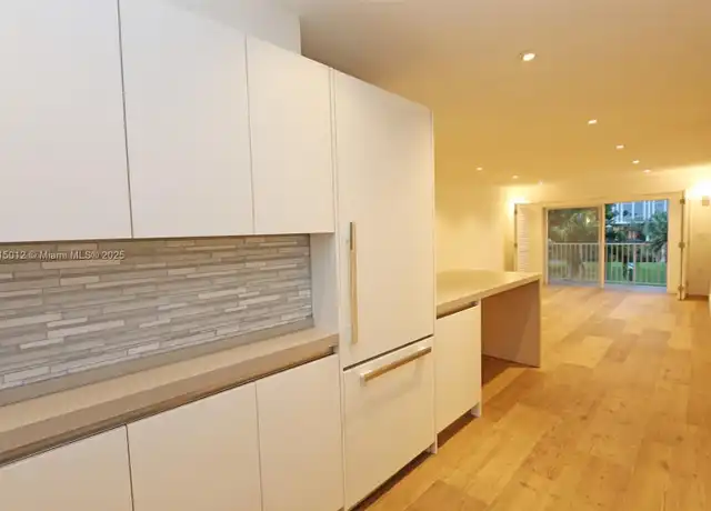 Property at 7570 SW 82nd St Unit F212, Miami, FL, 33143, 2 beds, 1 bath, [object Object]