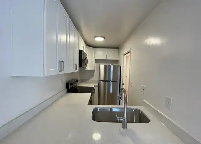 Property at Blake and Ellsworth - 2309 Blake St, Berkeley, CA, 94704, 0-1 beds, 1 bath, [object Object]