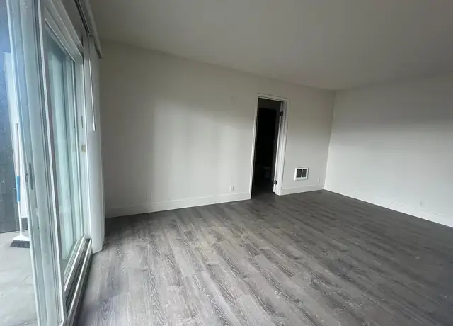 Photo of 2309 Blake St, Berkeley, CA 94704