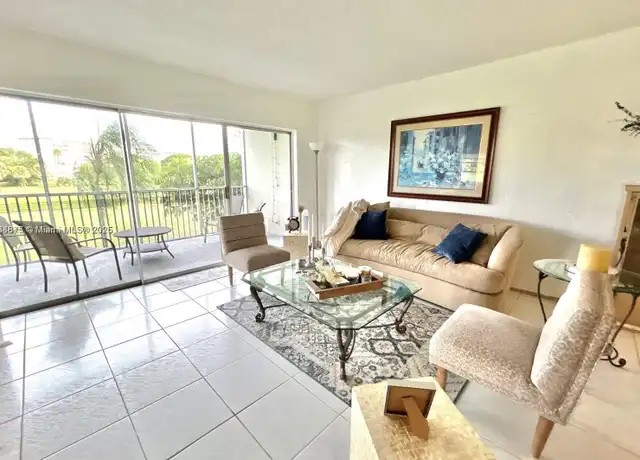 Property at 2900 N Palm Aire Dr #210, Pompano Beach, FL, 33069, 3 beds, 2 baths, [object Object]