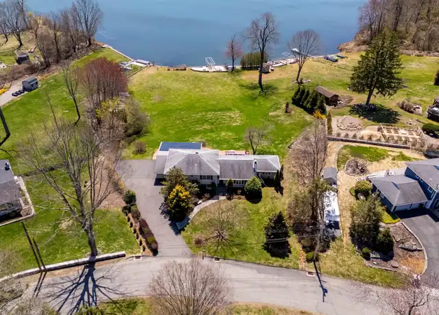 Property at 34 Seven Oaks Ln, Brewster, NY, 10509, 3 beds, 2.5 baths, [object Object]