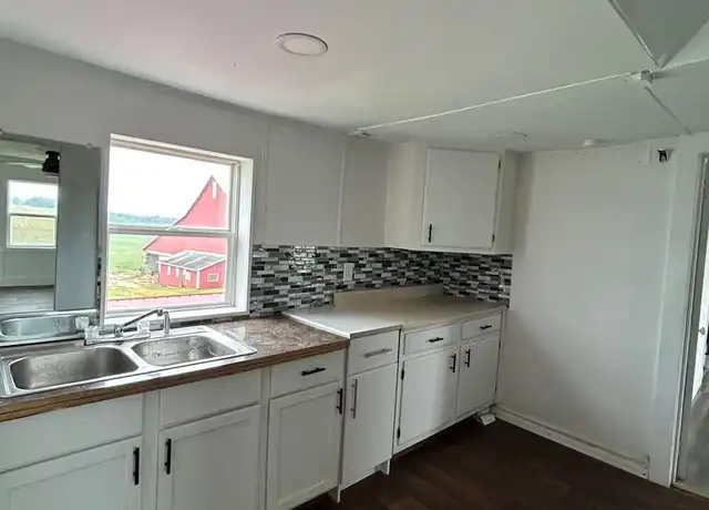 Property at 5610 U.S. 20 Unit B, LaGrange, IN, 46761, 1 bed, 1 bath, [object Object]