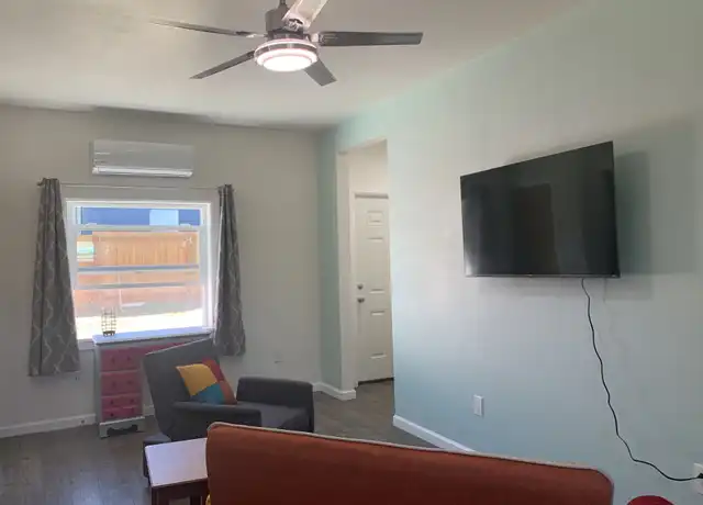 Property at 6112 S G St Unit B, Tacoma, WA, 98408, 1 bed, 1 bath, [object Object]