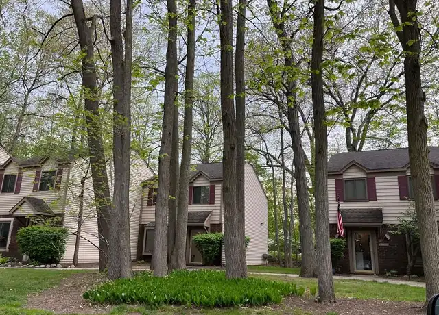 Property at 1522 Streamwood Ct #20, Rochester Hills, MI, 48309, 2 beds, 1.5 baths, [object Object]