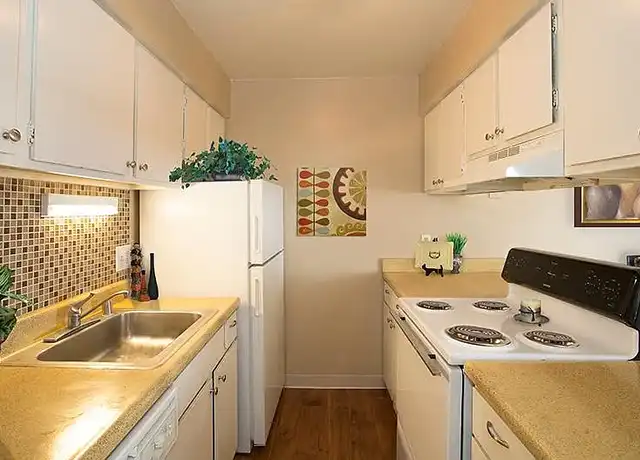 Property at Kenton Place - 1303 N Nevada Ave, Colorado Springs, CO, 80903, 1 bed, 1 bath, [object Object]