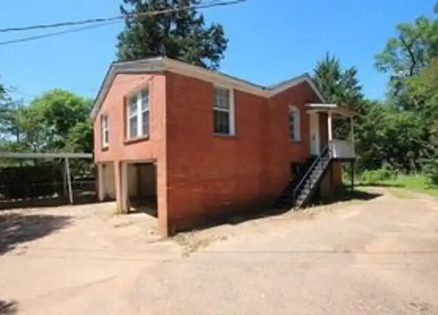 Property at 1420 E Houston St Unit 1420 1/2 Houston- Garage Apt, Tyler, TX, 75702, 2 beds, 1 bath, [object Object]