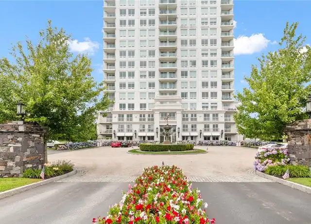 Property at 1 Tower Dr #1503, Portsmouth, RI, 02871, 3 beds, 3.5 baths, [object Object]