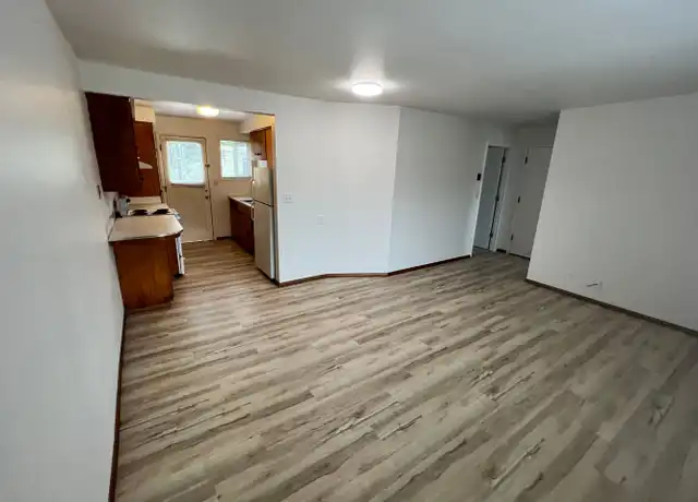Property at 1888 Ferry Aly Unit 1888-4, Eugene, OR, 97401, 1 bed, 1 bath, [object Object]