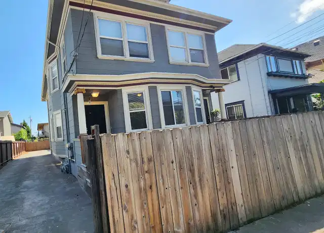 Property at 673 35th St Unit 673, Oakland, CA, 94609, 3 beds, 2 baths, [object Object]