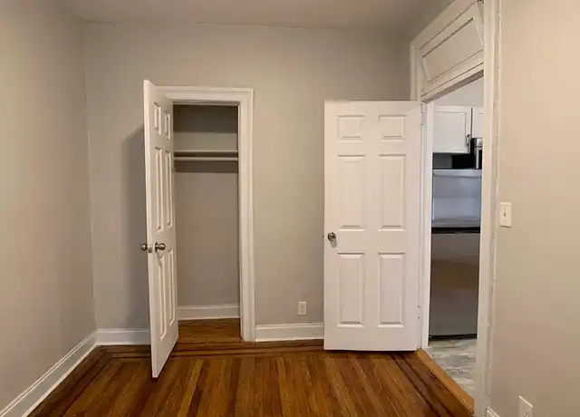 Property at 2521 31st Ave, Astoria, NY, 11106, 1 bed, 1 bath, [object Object]