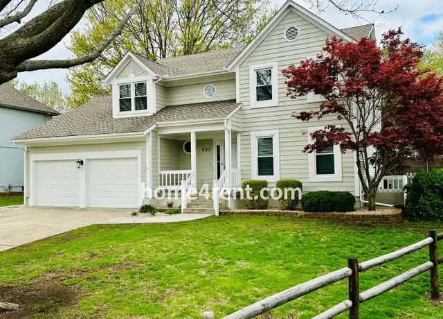 Property at 902 Sherman Pkwy, Belton, MO, 64012, 4 beds, 2.5 baths, [object Object]