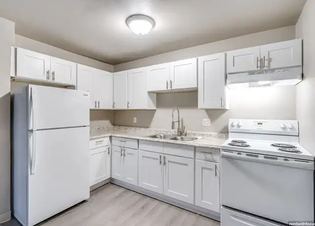 Property at 1226 Titan Ct Unit 1259 4, Oshkosh, WI, 54901, 2 beds, 1 bath, [object Object]
