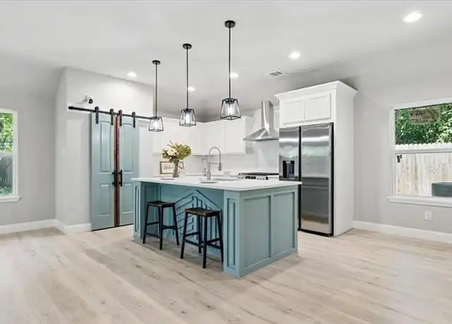 Property at 2833 W Biddison St, Fort Worth, TX, 76109, 4 beds, 4.5 baths, [object Object]