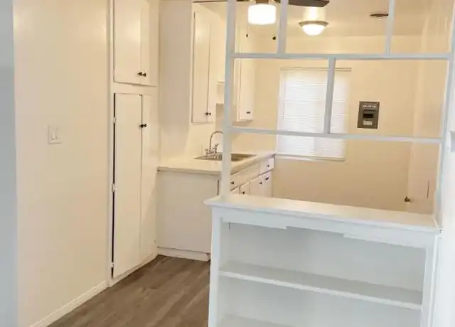Property at 625 N Neptune Ave, Wilmington, CA, 90744, 2 beds, 1 bath, [object Object]