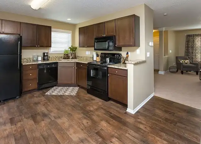 Property at Ashworth Pointe & Foxboro Townhomes - 5699 Vista Dr, West Des Moines, IA, 50266, 3 beds, 2.5 baths, [object Object]