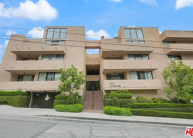 Property at 930 N Wetherly Dr, West Hollywood, CA, 90069, 2 beds, 2 baths, [object Object]