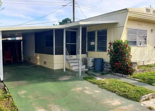 Property at 612 49th Avenue Ter W, Bradenton, FL, 34207, 2 beds, 1 bath, [object Object]