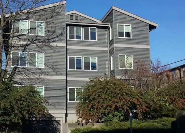 Property at 716 NE 42nd St Unit 3, Seattle, WA, 98105, 3 beds, 1.5 baths, [object Object]